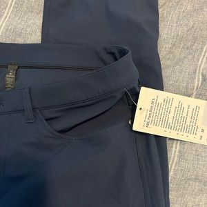 Lululemon men’s ABC slim pant NWT never worn size 34